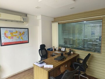  Office Space For Rent in Alkapuri
