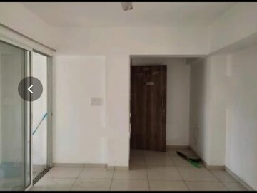 Room in 2 BHK Apartment at Realty7 Wonderwall, Balewadi – for Rent