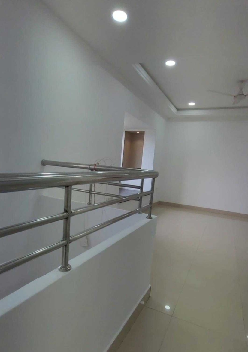 4 BHK + Pooja Room Apartment For Rent in Hill Ridge Springs