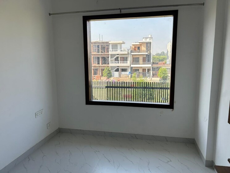Room, sector 89 4 Bedroom 700 Sq.Ft. Independent House In Sector 89 Mohali 9020686