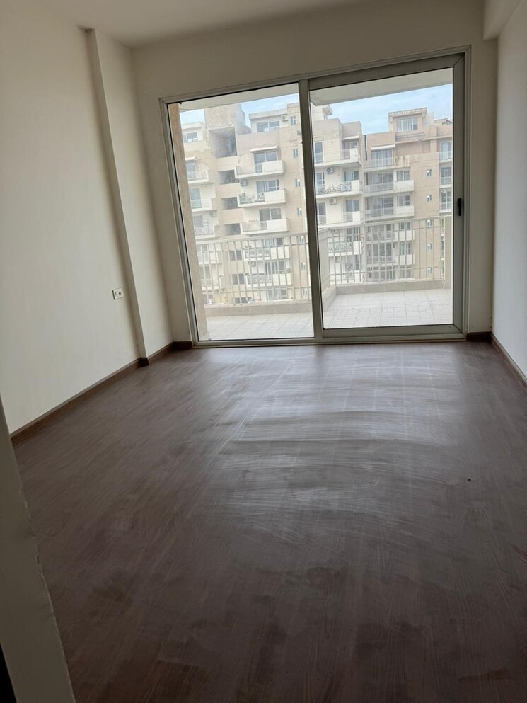 Room, ambala highway 3 Bedroom 2085 Sq.Ft. Apartment In Ambala Highway Zirakpur 9020690