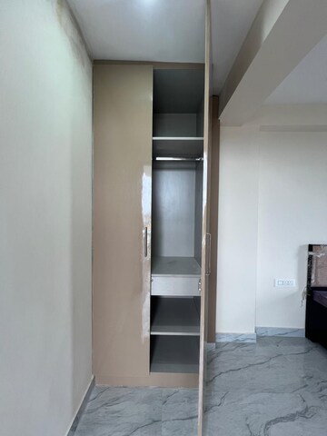 Building Lobby in 1 BHK Builder Floor at SS 100, Sector 49 – for Rent
