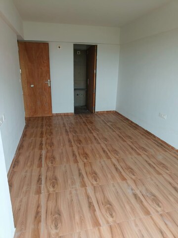 Room in 3 BHK Apartment at Shilaj – for Rent