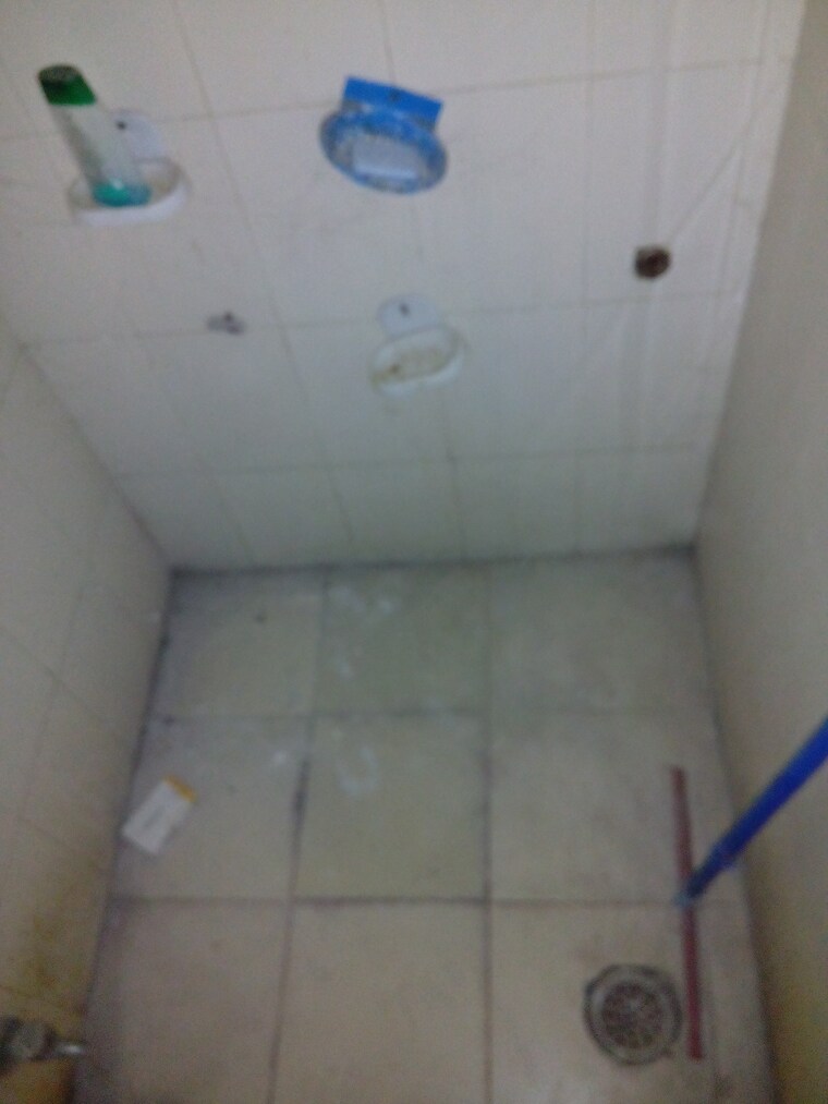 Bathroom, molarband 1 Bedroom 516 Sq.Ft. Apartment In Molarband Delhi 9020817