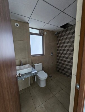 Bathroom in 3 BHK Apartment at Kalpataru Immensa, Kolshet Road – for Sale
