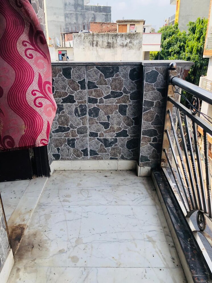 Balcony, neb sarai 1 Bedroom 450 Sq.Ft. Builder Floor In Neb Sarai Delhi 9020848