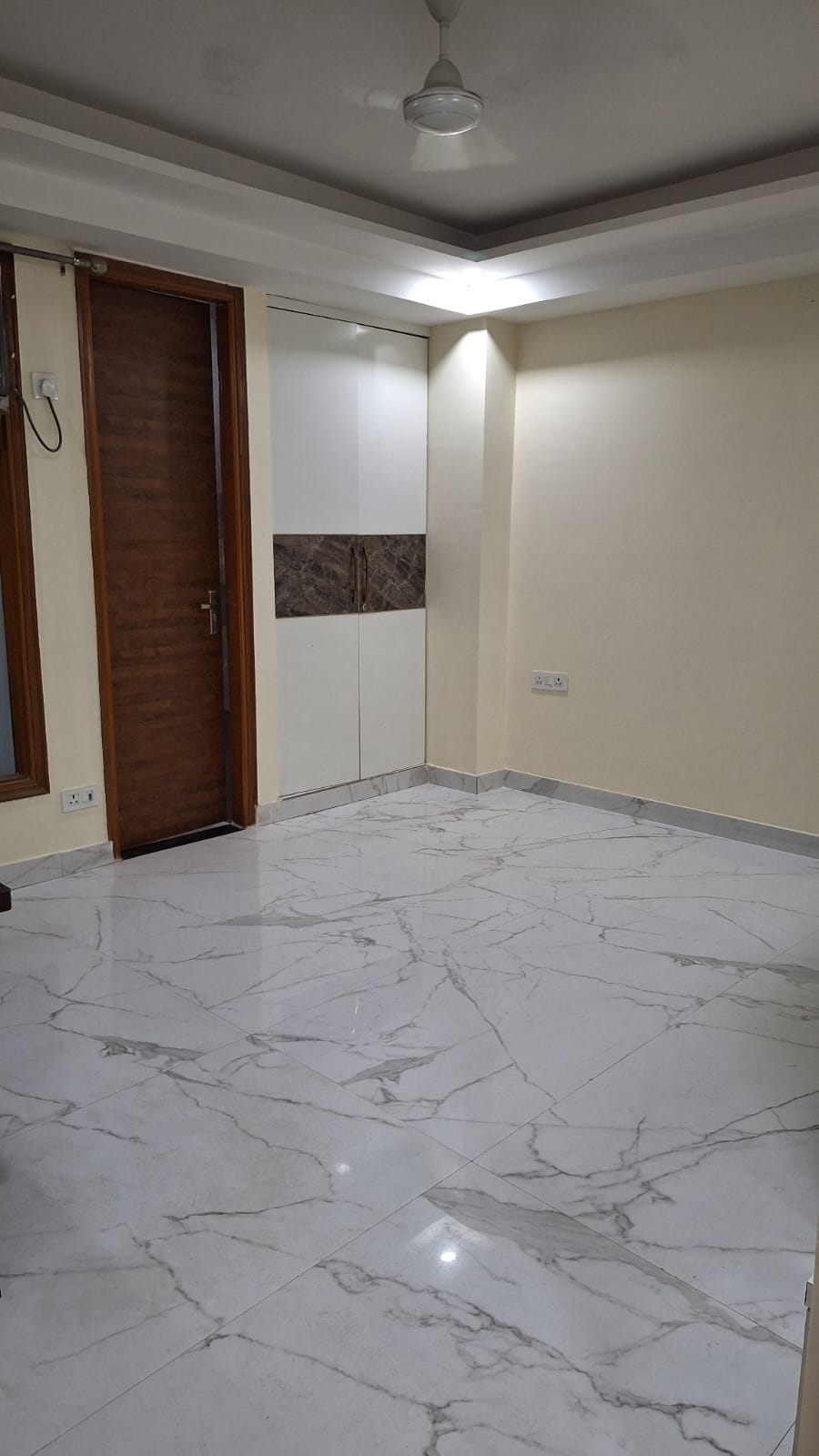 3 BHK Builder Floor For Rent in Sector 52