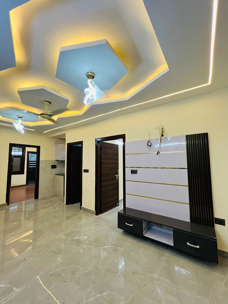 Room, arjan garh 3 Bedroom 900 Sq.Ft. Builder Floor In Arjan Garh Delhi 9020934
