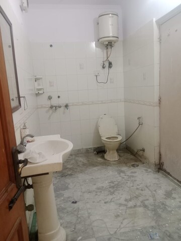 Bathroom in 3 BHK Builder Floor at Palam Vihar Residents Association, Palam Vihar – for Rent