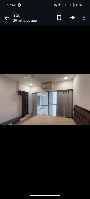 Room in 3 BHK Apartment at The Park Residency Andheri, Andheri West – for Rent