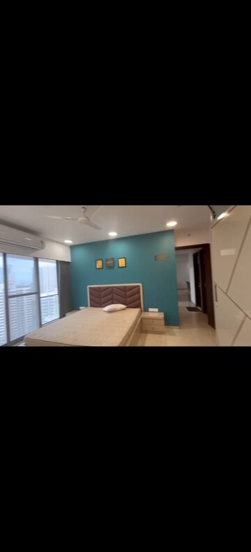 Team Area in 3 BHK Apartment at The Park Residency Andheri, Andheri West – for Rent