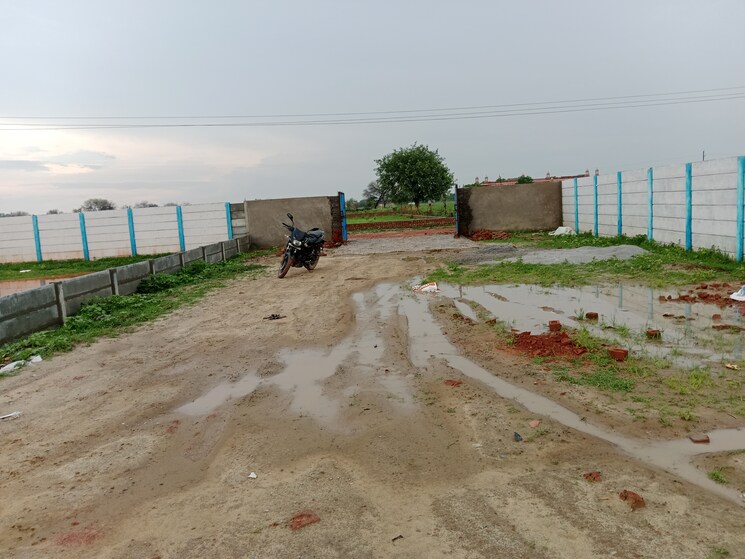 undefined, laramda  900 Sq.Ft. Plot In Laramda Agra 9020970