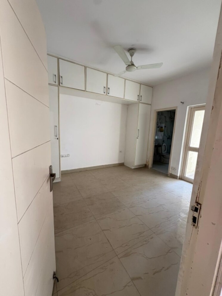 Room, nimbus-the-golden-palm 3 Bedroom 1554 Sq.Ft. Apartment In Sector 168 Noida 9020958