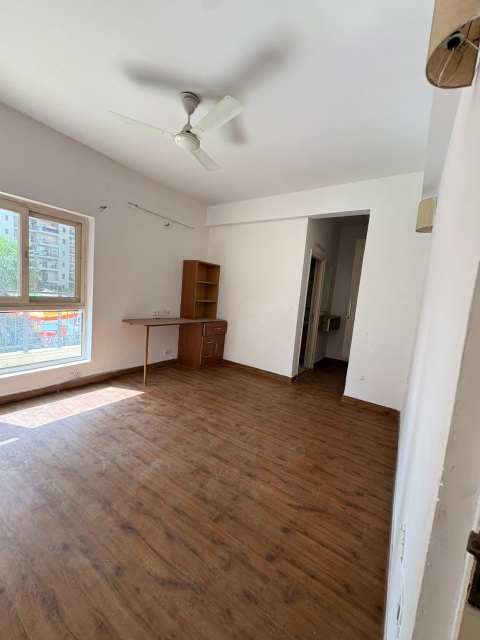 3 BHK Apartment For Rent in Nimbus The Golden Palm