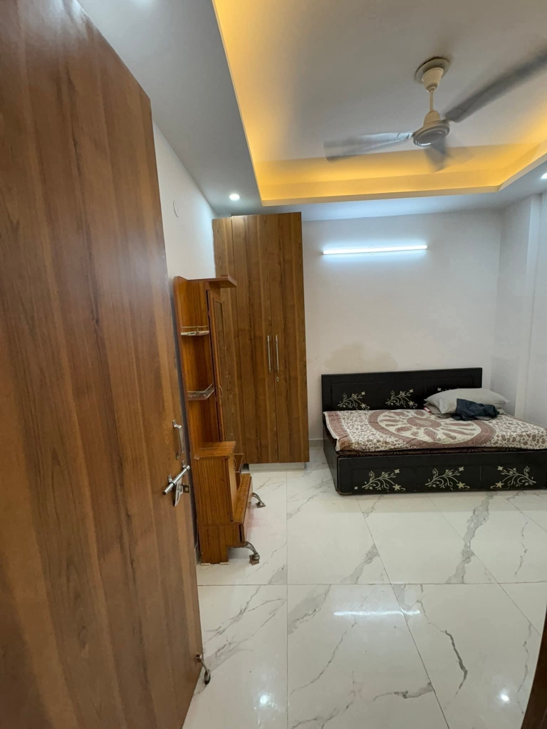 1 BHK Apartment For Rent in Freedom Fighters Enclave