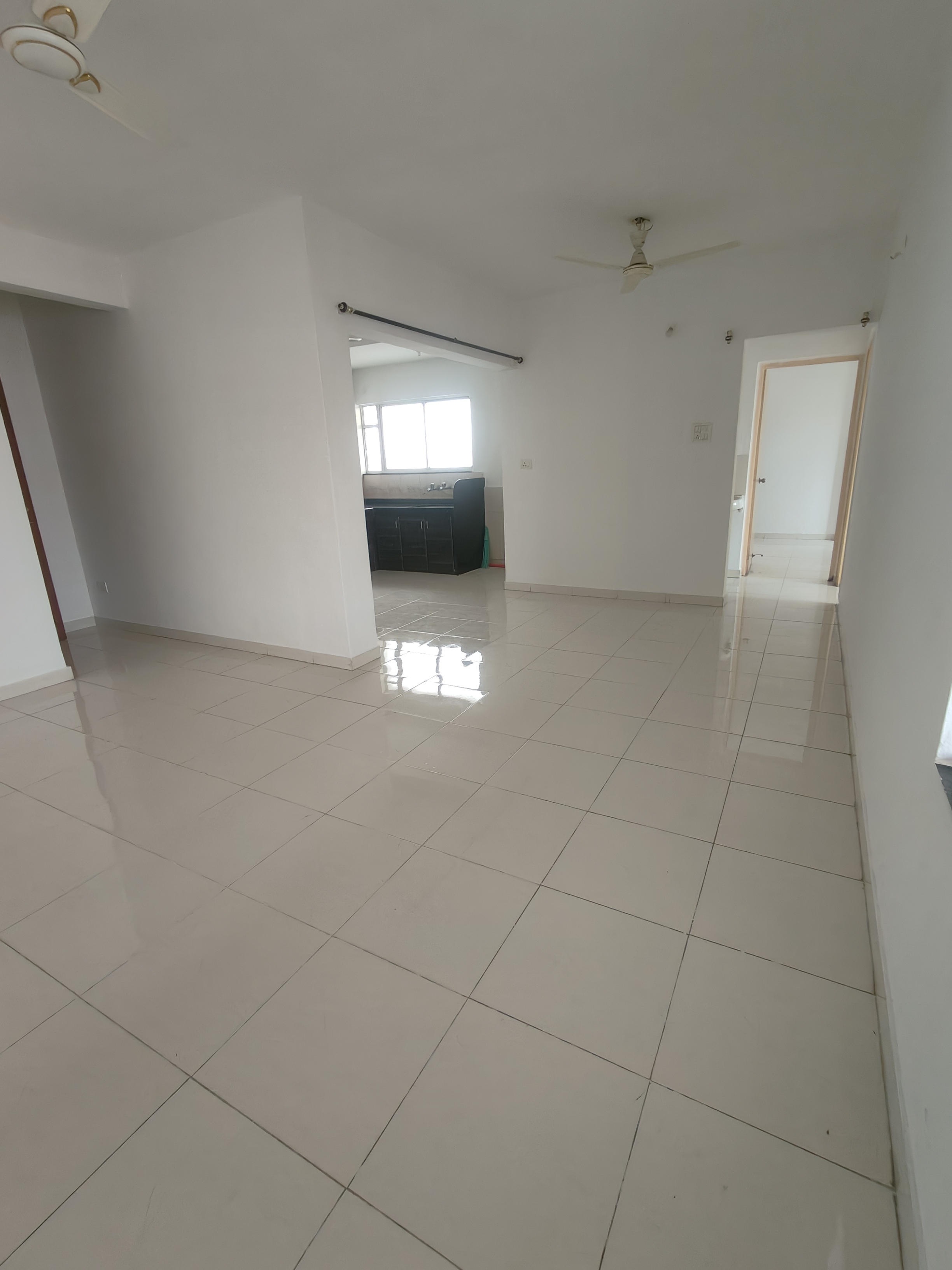 2 BHK 1044 Sq.Ft. Apartment in Kunal Icon