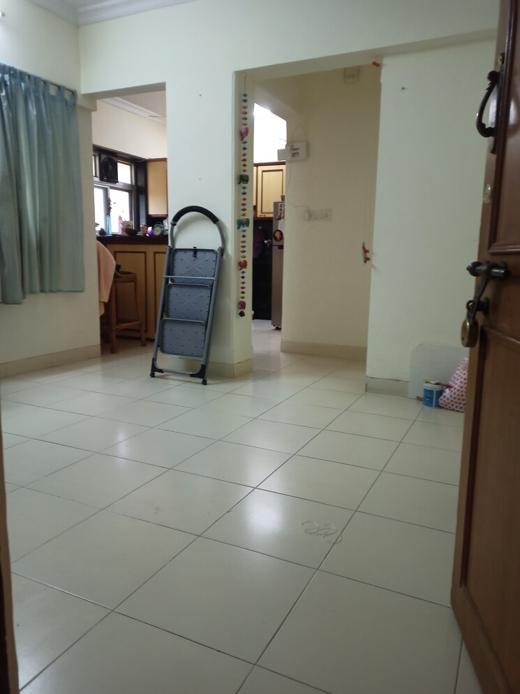 Living Room, sai-niketan-chs-goregaon 1 Bedroom 560 Sq.Ft. Apartment In Goregaon East Mumbai 9021038