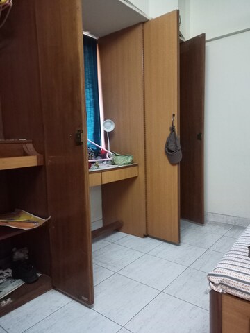 Furnished Amenities in 1 BHK Apartment at Sai Niketan CHS Goregaon, Goregaon East – for Rent
