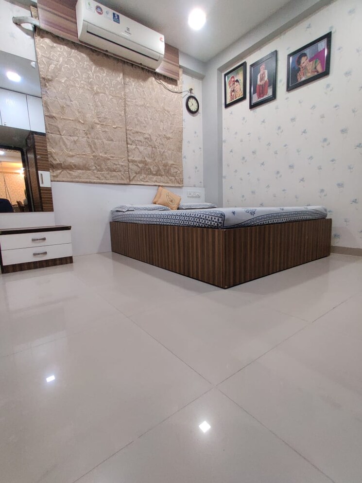 Room, science city 3 Bedroom 1629 Sq.Ft. Apartment In Science City Ahmedabad 9021015