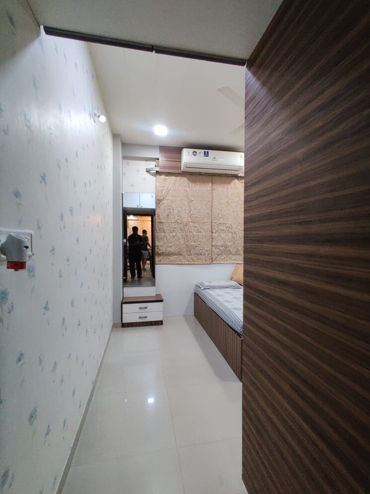 Room, science city 3 Bedroom 1629 Sq.Ft. Apartment In Science City Ahmedabad 9021015