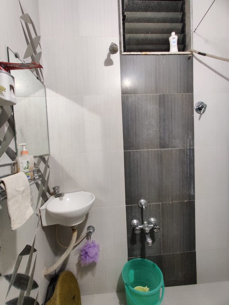 Bathroom, science city 3 Bedroom 1629 Sq.Ft. Apartment In Science City Ahmedabad 9021015