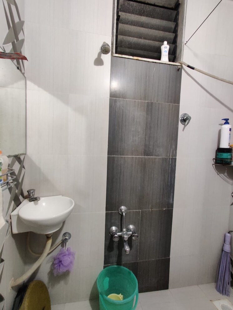 Bathroom, science city 3 Bedroom 1629 Sq.Ft. Apartment In Science City Ahmedabad 9021015
