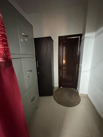 Furnished Amenities in 3 BHK Apartment at Pir Machalla – for Rent