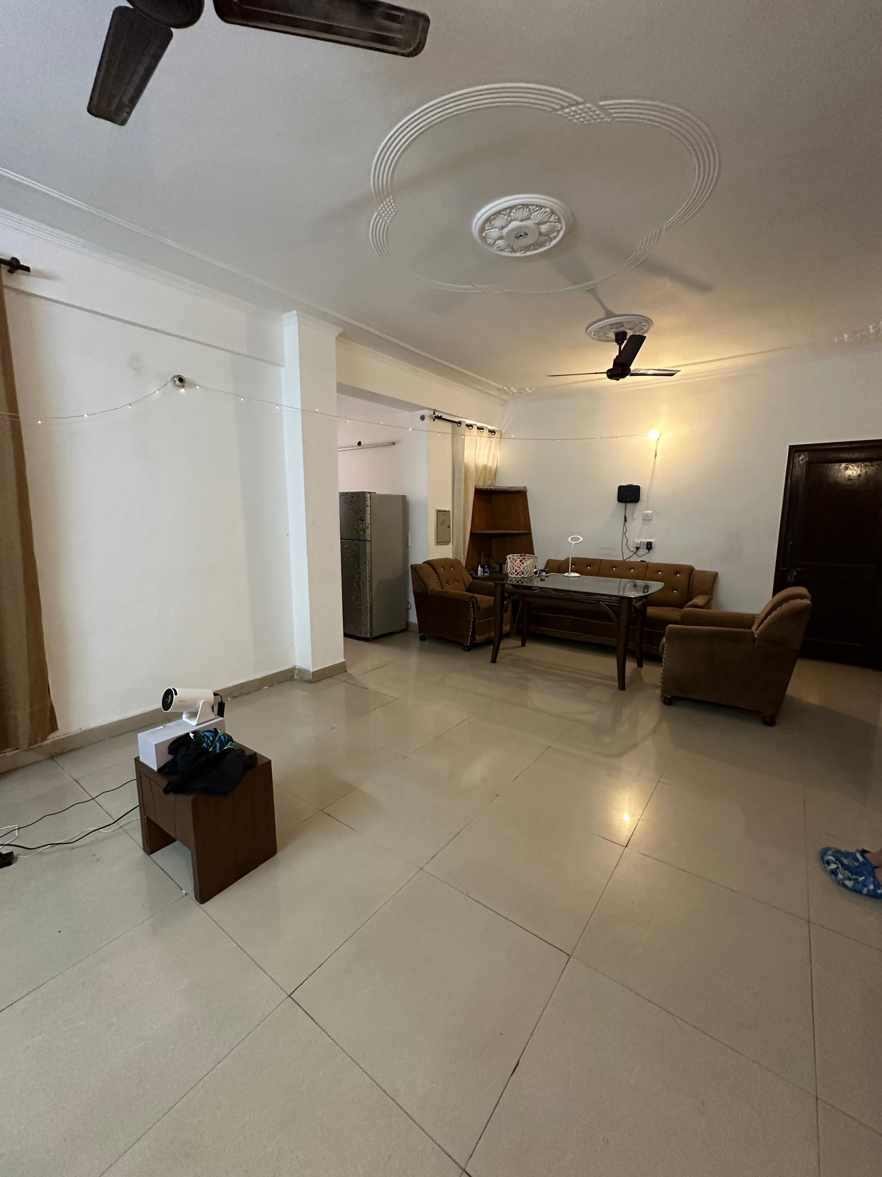 3 BHK Apartment For Rent in Pir Machalla