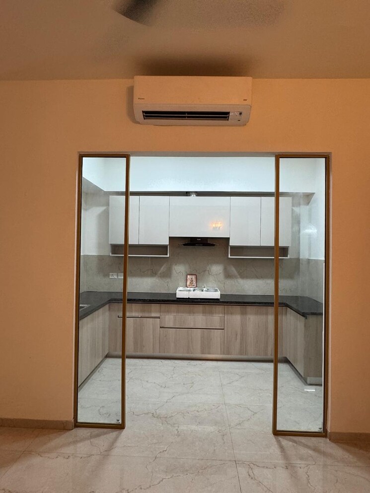 Kitchen, smart-world-orchard 3 Bedroom 1680 Sq.Ft. Apartment In Sector 61 Gurgaon 9021063