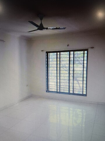 Room in 2 BHK Apartment at Raviraj Florentine Villas, Sopan Baug – for Sale