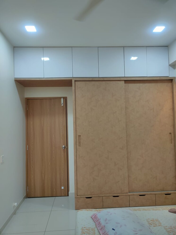 Room, bhadaj 3 Bedroom 1800 Sq.Ft. Apartment In Bhadaj Ahmedabad 9021047