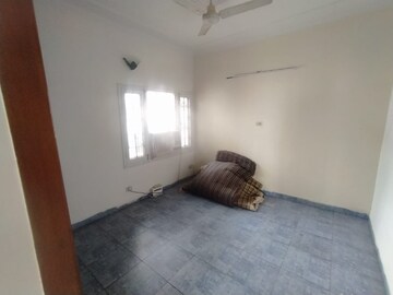 Room in 3 BHK Apartment at Panchkula Urban Estate – for Rent