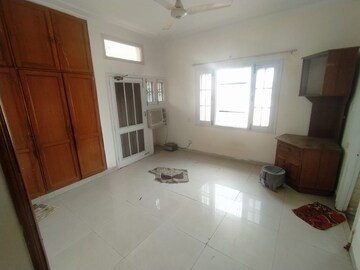 Room in 3 BHK Apartment at Panchkula Urban Estate – for Rent