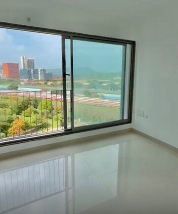 Room in 2 BHK Apartment at Sunteck City Avenue 4, Goregaon West – for Rent