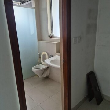 Bathroom in 2.5 BHK Apartment at Amanora Aspire Towerss, Amanora Park Town – for Rent
