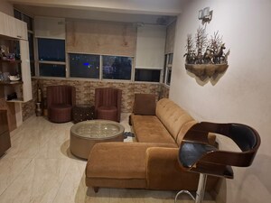 Living Room in 3 BHK Apartment at Unitech Escape, Sector 50 – for Sale