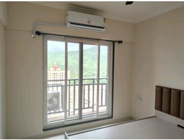 Room in 1 BHK Apartment at Raunak Bliss, Ghodbunder Road – for Rent
