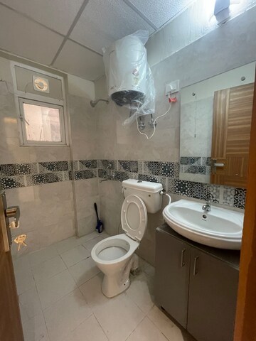 Bathroom in 1 BHK Builder Floor at Sushant Lok I – for Rent