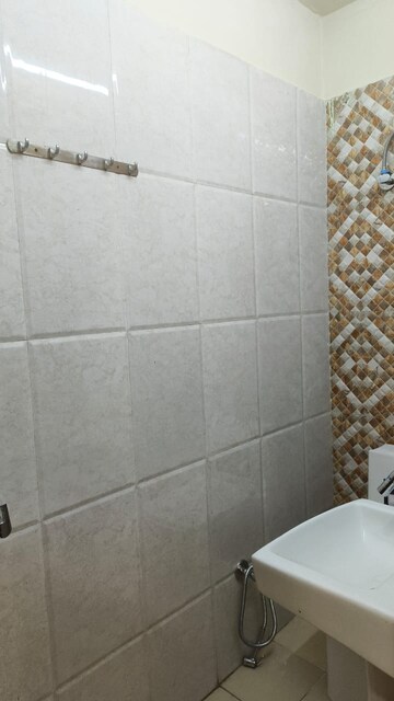 Bathroom in 2 BHK Builder Floor at Shanti Plaza Vaishali, Vaishali Sector 4 – for Sale