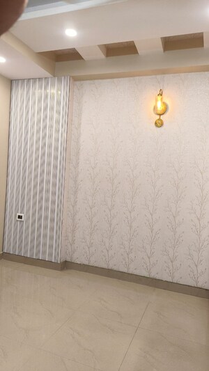 Bathroom in 2 BHK Builder Floor at Shanti Plaza Vaishali, Vaishali Sector 4 – for Sale