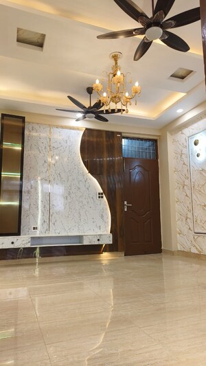 Living Room in 2 BHK Builder Floor at Shanti Plaza Vaishali, Vaishali Sector 4 – for Sale