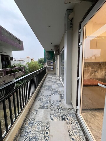 Balcony in 2 BHK Builder Floor at Ardee City, Sector 52 – for Rent