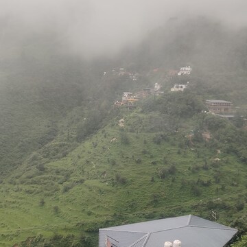  Plot – Exterior View View at Mussoorie - for Sale