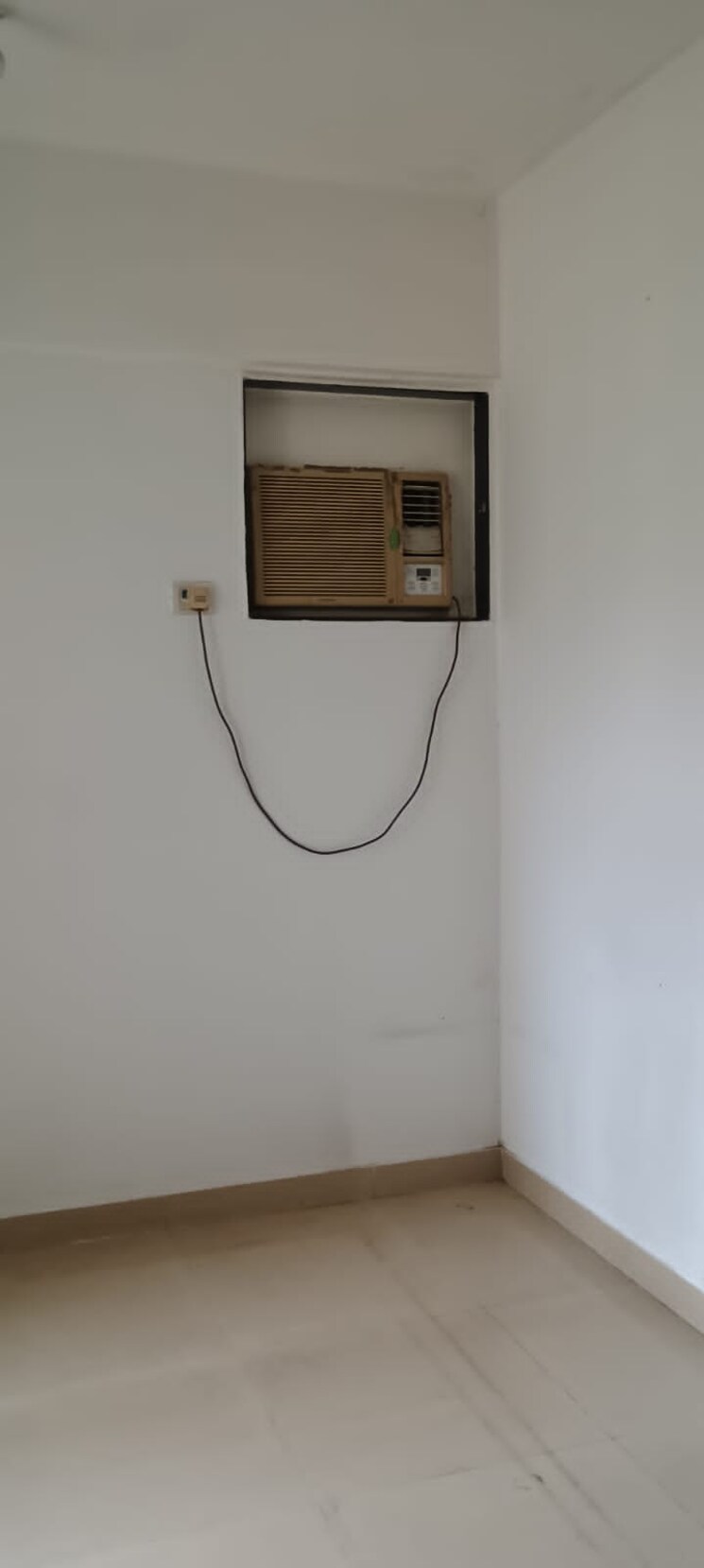 Room, lake-pleasant 2 Bedroom 800 Sq.Ft. Apartment In Powai Mumbai 9021321