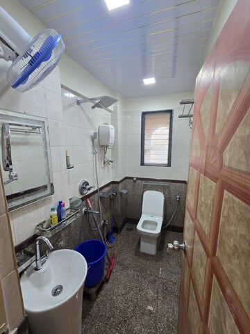Bathroom in 2 BHK Apartment at Andheri East – for Rent