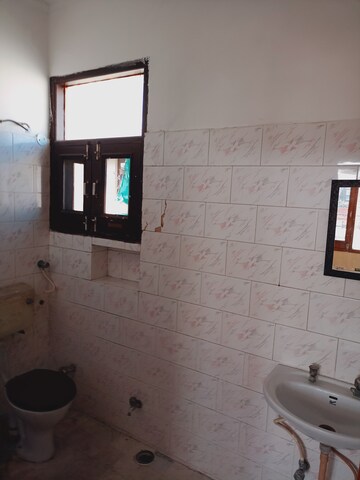 Bathroom in 1 BHK Independent House at Sector 11 – for Rent
