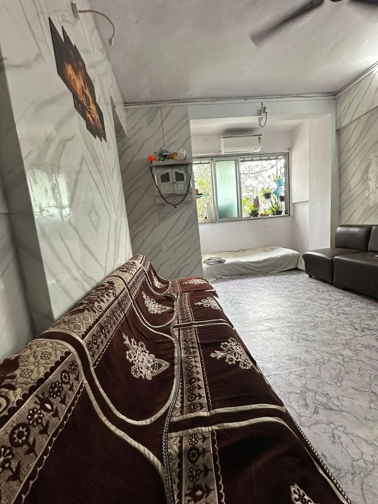 Living Room, andheri west 2 Bedroom 700 Sq.Ft. Apartment In Andheri West Mumbai 9021425