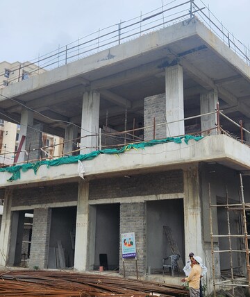  Shop – Exterior View View at Signature Global Signum 37D, Sector 37d - for Sale