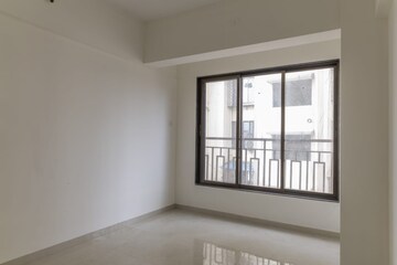 Room in 3 BHK Apartment at Gokhale Road – for Sale