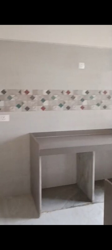 Furnished Amenities in 1 BHK Apartment at Shah Touchwood, Vile Parle East – for Rent